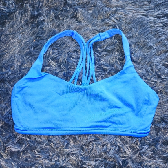 lululemon athletica Other - Lululemon vibrant blue strappy sports bra size 4